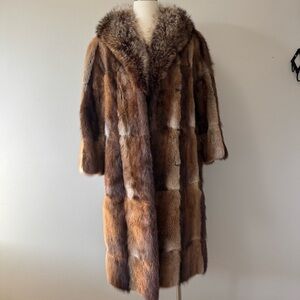 Vintage x Majestic Fur Company Toronto Canada Luxurious Brown Fur Coat with Hood
